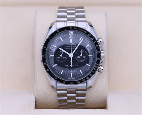 omega speedmaster plexiglass care|speedmaster hesalite replacement.